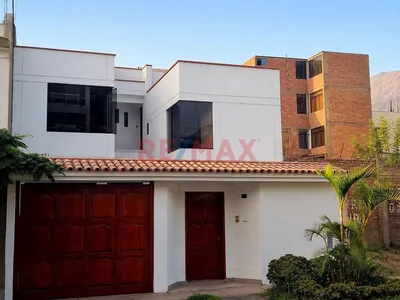 🏡 ¡Tu Nuevo Hogar En La Molina Real! Espaciosa Casa A Una Cuadra De La Usmp Derecho 🎓🚗