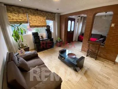 Casa en venta · Buen Retiro 204, Santiago de Surco · 151 m², 8 dorm.