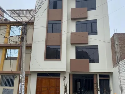 Venta de Casa en - Trujillo 16 Dormitorios 