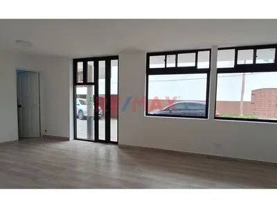 Alquilo Moderno Local En 1Er Piso 48.96 M2 A 1 Cuadra De La Playa Huanchaco