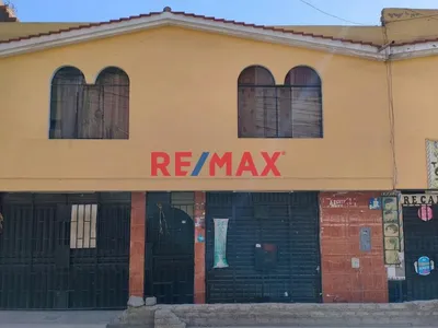 ¡Gran Oportunidad En Paucarpata! Casa En Venta Con Grandes Ambientes Para Negocio Y/O Vivienda