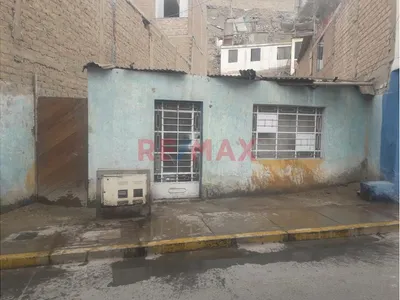 Casa En Venta Como Terreno En Puente Piedra