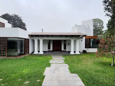 Venta de Casa en La Molina - Lima 5 Dormitorios