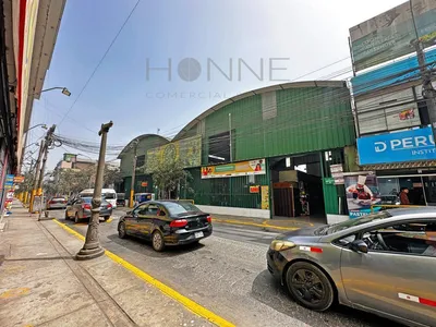 Venta de Local Comercial en Ate - Lima 0 Dormitorio 