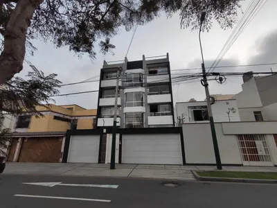 Departamento en venta · Jr. Pedro Abad Galiante 448, Santiago de Surco · 136 m², 4 dorm.