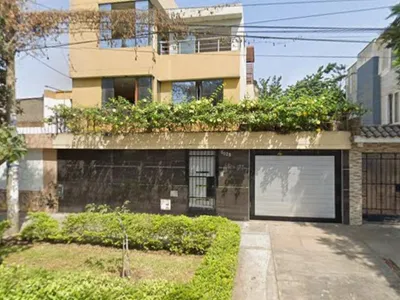 Venta de Casa en Los Olivos - Lima 4 Dormitorios 