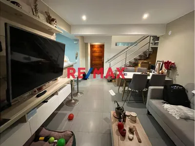 Hermoso Departamento Duplex En La Urbanizacion La Calera De La Merced