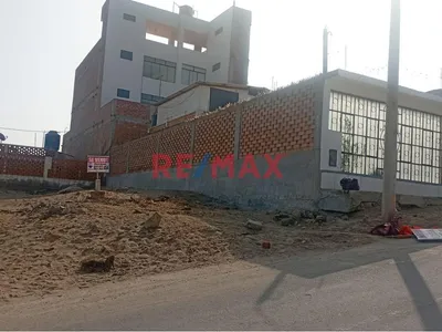 Terreno En Ocasión Cerca De La Playa Urbanizacion Los Educadores - Santa Rosa