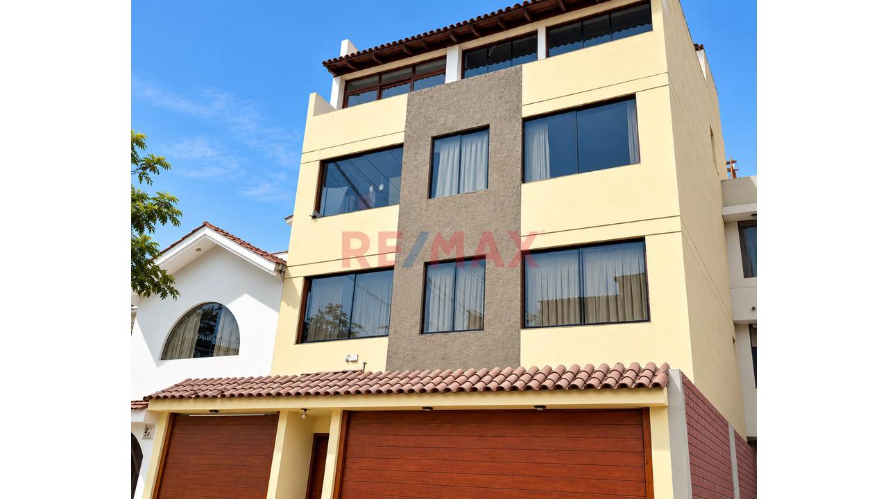 Vive En La Molina! Departamento De 2 Dormitorios Con Potencial Para Personalizar