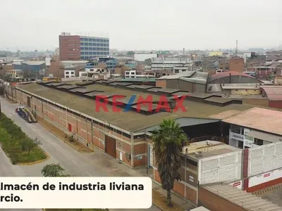 Alquiler de Local Industrial en Ate - Lima 0 Dormitorio 