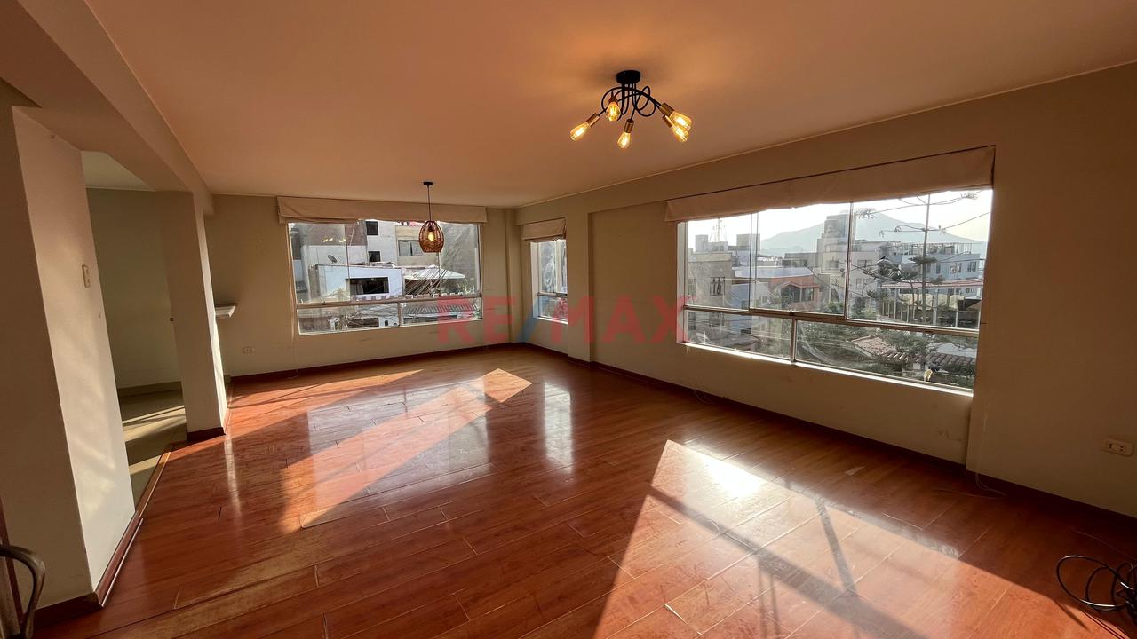 Venta De Departamento Flat En Zona Estratégica De La Molina