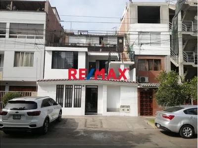 Alquiler Departamento Primer Piso