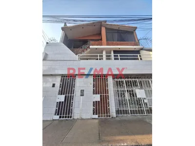 ¡Oportunidad Única! Departamento Remodelado + Local Comercial En Av. Venezuela – Bellavista