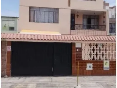 Venta de Casa en La Perla - Callao 6 Dormitorios 