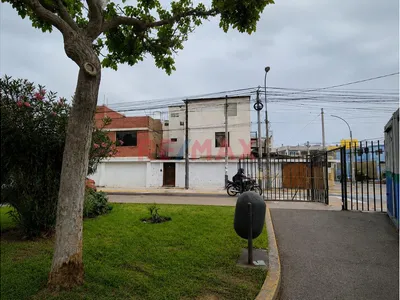 🏡💼 ¡Casa Comercial Con Múltiples Ambientes Y Gran Potencial De Inversión!