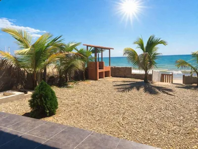 Venta de Casa de Playa en Punta - Sal - Contralmirante Villar 3 Dormitorios