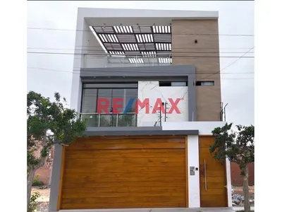 Venta De Casa En Rosas Del Valle I, 𝗧𝗥𝗨𝗝𝗜𝗟𝗟𝗢 - $𝟰𝟲𝟬 𝗠𝗜𝗟 𝗗𝗢́𝗟𝗔𝗥𝗘𝗦 🔥 𝗧𝗨 𝗣𝗥𝗢́𝗫𝗜𝗠𝗔 𝗖𝗔𝗦𝗔 𝗩𝗜𝗘𝗡𝗘 𝗖𝗢𝗡 𝗣𝗜𝗦𝗖𝗜𝗡𝗔