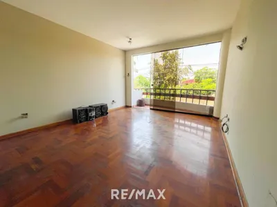 Venta de Oficina en San Miguel - Lima 6 Dormitorios 