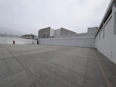 Venta de Local Comercial en Ate - Lima 0 Dormitorio 