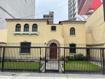 Alquiler de Casa en San Isidro - Lima 7 Dormitorios 