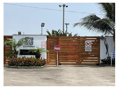 Venta De Casa De Playa En Cala De Mar