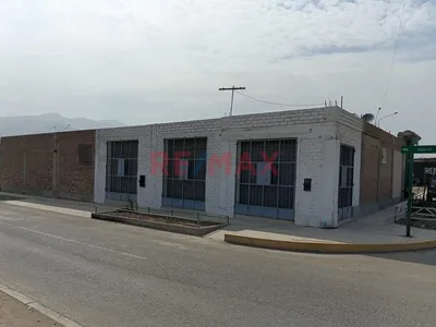 Venta Terreno 345.48 M² | Con 75 M² Construidos | Santa Rosa - Lima