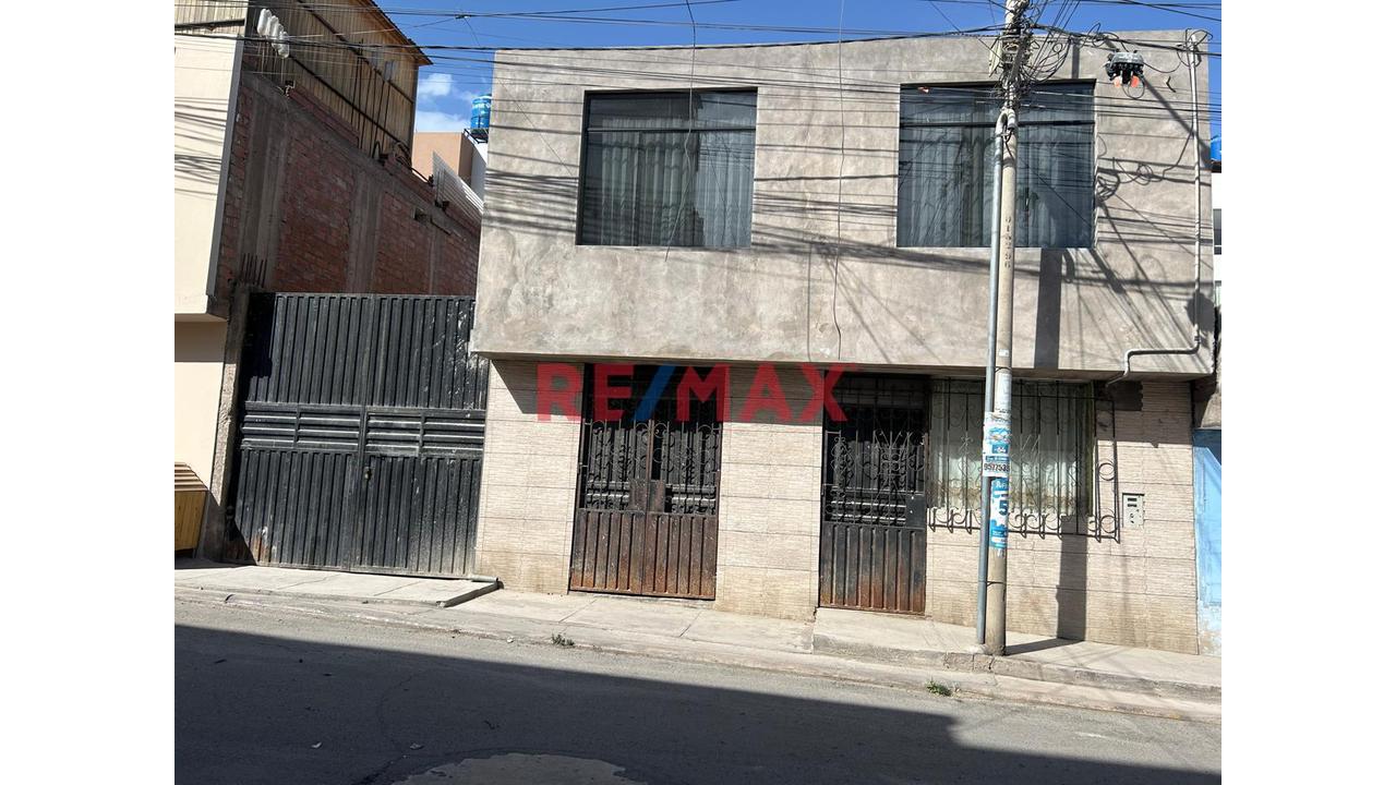 🏠🔥 ¡Gran Oportunidad En Cerro Colorado - Entrada De Ciudad Municipal