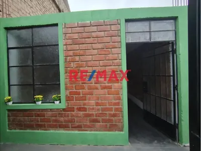 Se Vende Casa Con Amplio Terreno Para Proyección A Futuro.
