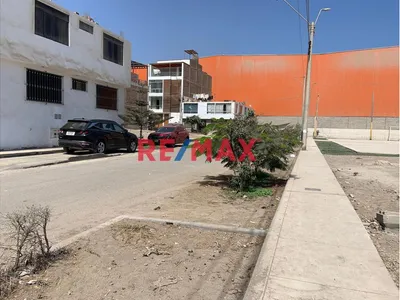Venta Terreno Urbano En Condominio Villa Flores