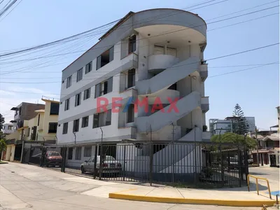 🔥 ¡Vive En 1Er Piso En San Luis! Acceso Fácil, Ubicación Estratégica Y Excelente Precio. ¡No Dejes Pasar Esta Oportunidad!