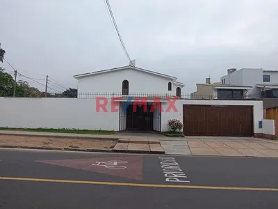 ¡Alquiler De Casa En La Molina, Residencial Monterrico, ¡Unife!