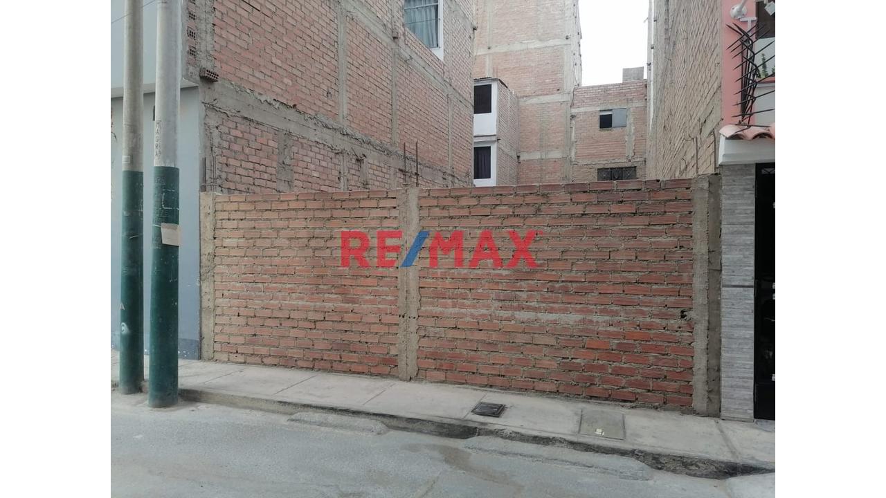 Vendemos Terreno Bien Ubicado En Santiago De Surco
