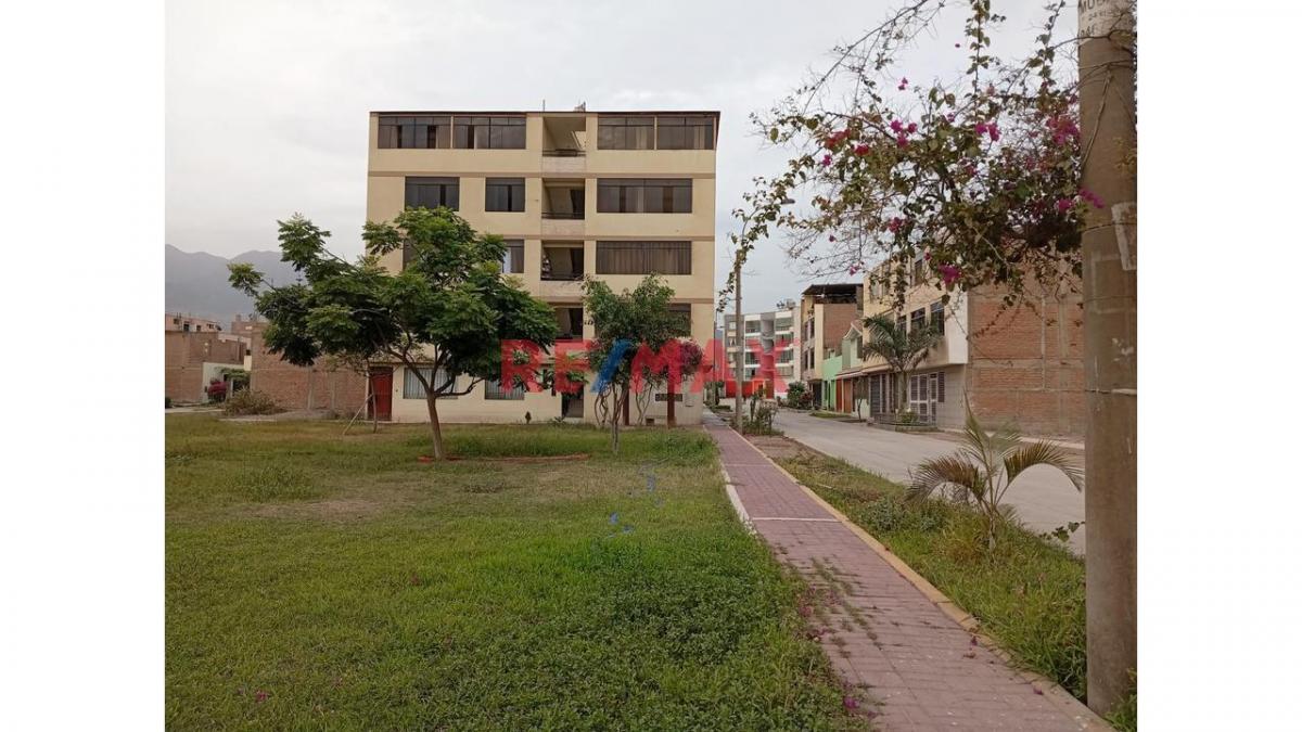 Venta de Departamento en Carabayllo - Lima 3 Dormitorios 
