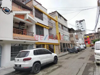 Se Alquila Departamento En Zona A De San Juan De Miraflores