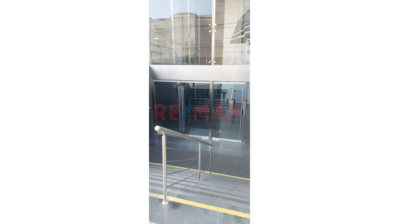Oficina En Centro Financiero De San Isidro 155 M2 Av. Javier Prado Este