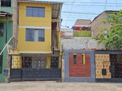 Venta de Casa en San Juan de Miraflores - Lima 7 Dormitorios