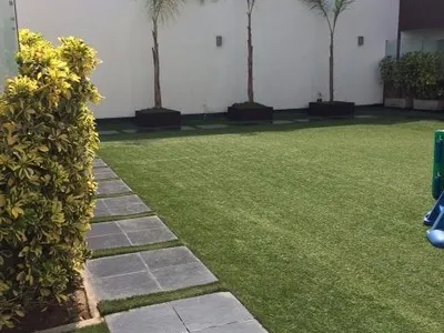 Venta de Casa en Santiago de Surco - Lima 4 Dormitorios