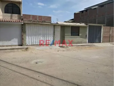Bajo De Precio Alquiler De Local Comercial/Casa Urbanizacion Bancaria Segunda Etapa Cerca Al Senati