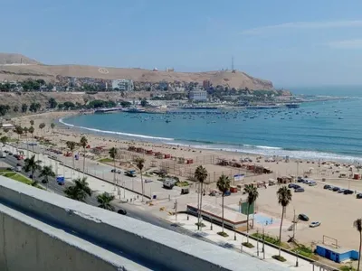 Venta de Casa en Chorrillos - Lima 4 Dormitorios