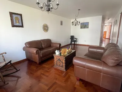 Departamento en venta · Ca. Doña Esperanza, Santiago de Surco · 105 m², 3 dorm.