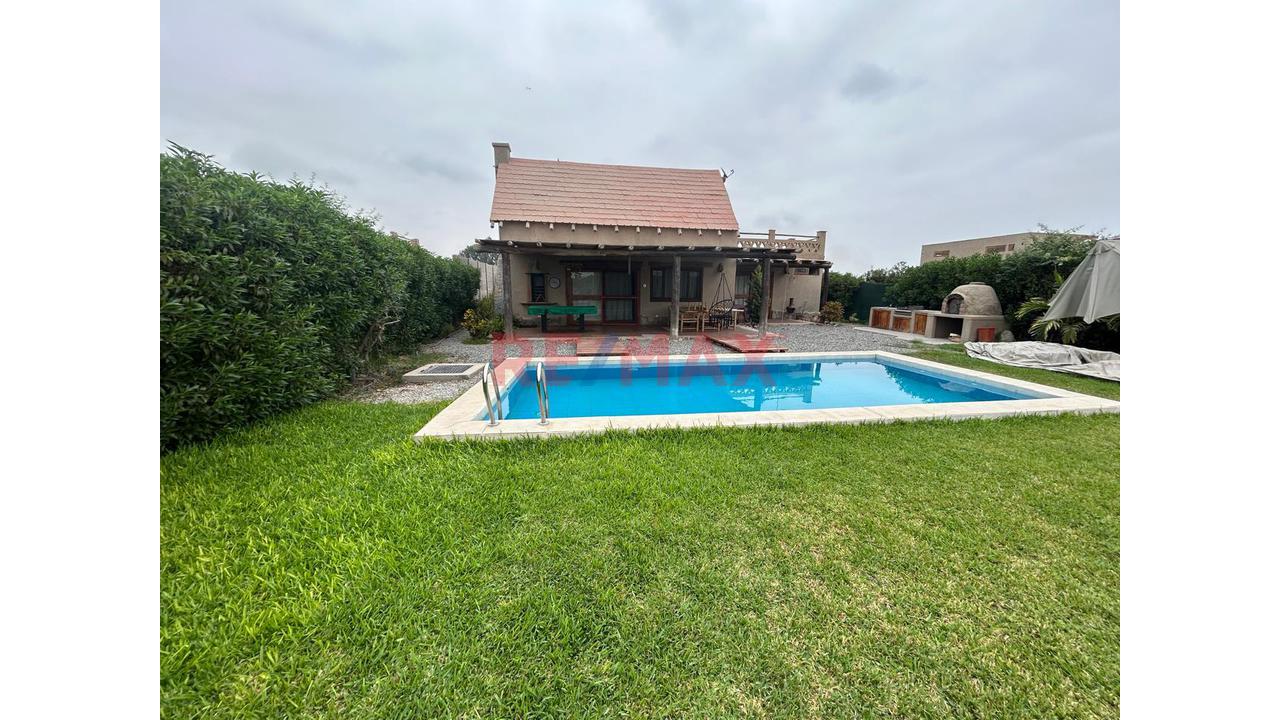Casa De Campo Con Piscina En Condominio Privado Chincha Baja