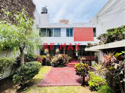 🏡Casa Amplia En San Nicolás Cerca A Av. Juan Pablo Ii 🏗️ Ideal Para Proyecto U Oficinas