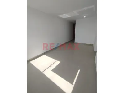 Venta De Departamento Remodelado En Cond.Parques De Piura