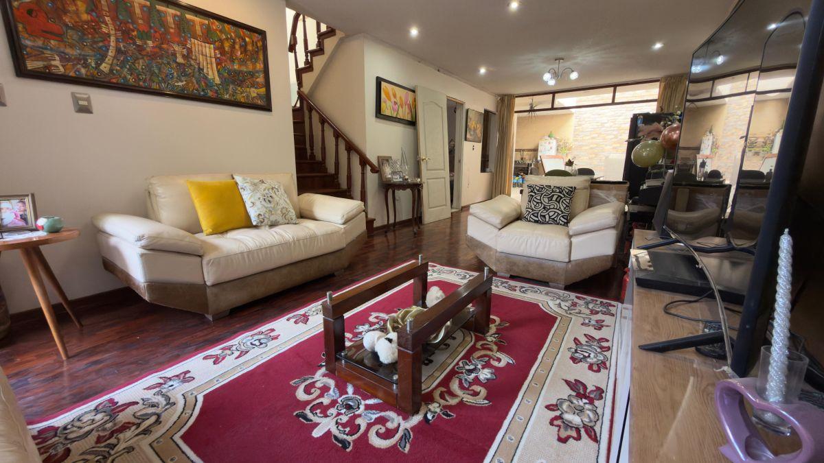 Venta de Casa en San Borja - Lima 4 Dormitorios 