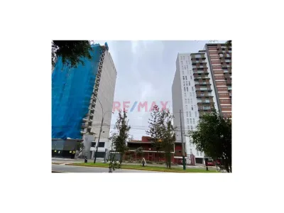 Terreno Ideal Para Proyectos Inmobiliarios, Embajadas O Afines