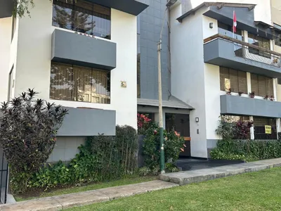 Venta de Departamento en Santiago de Surco - Lima 3 Dormitorios