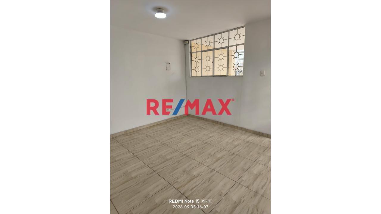 Departamento En Alquiler En  Los Olivos