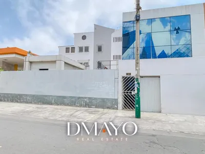 Venta de Local Comercial en Surquillo - Lima 0 Dormitorio 
