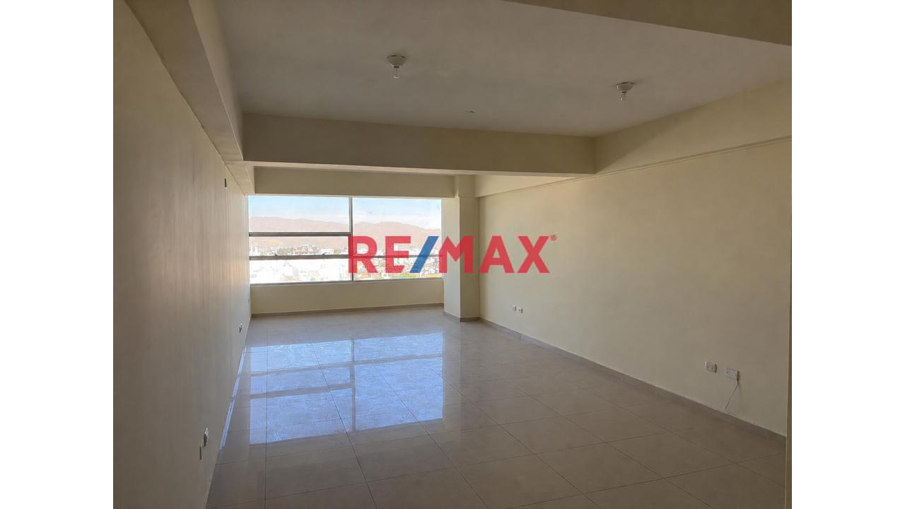 Venta - Oficina En Nasya Ii – Av. Ejército - Yanahuara