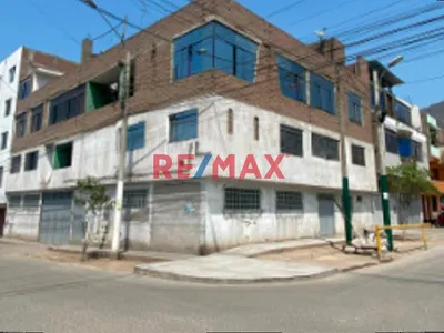 Venta Casa Con Local En Campoy, San Juan De Lurigancho, Lima